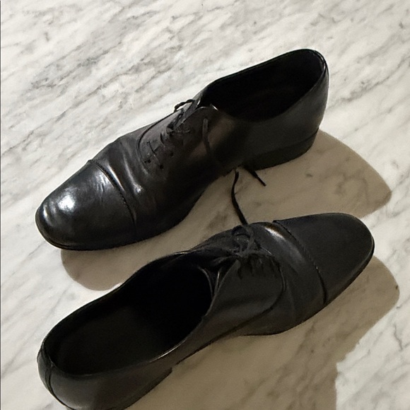 Salvatore Ferragamo Black Leather Oxfords - Picture 6 of 6